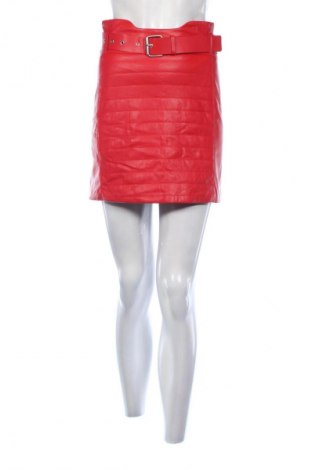 Пола Bershka, Размер S, Цвят Червен, Цена 9,78 €