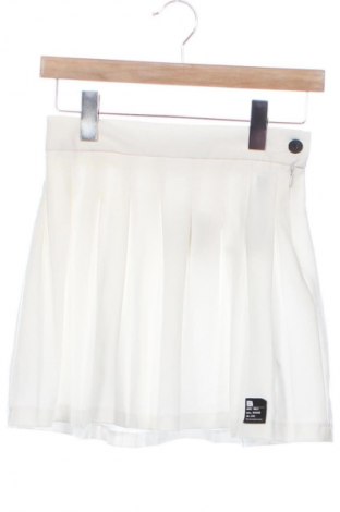 Пола Bershka, Размер XS, Цвят Бял, Цена 10,00 €