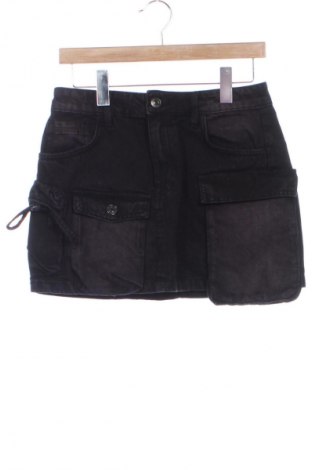 Sukně Bershka, Velikost M, Barva Černá, Cena  425,00 Kč