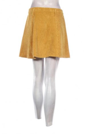 Пола Bershka, Размер L, Цвят Жълт, Цена 10,00 €