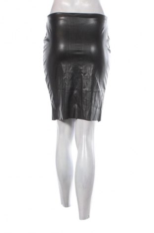 Szoknya Boohoo, Méret S, Szín Fekete, Ár 4 132 Ft