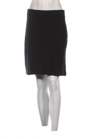 Пола Christian Berg, Размер M, Цвят Черен, Цена 17,39 €