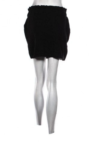 Пола Cropp, Размер S, Цвят Черен, Цена 20,96 €