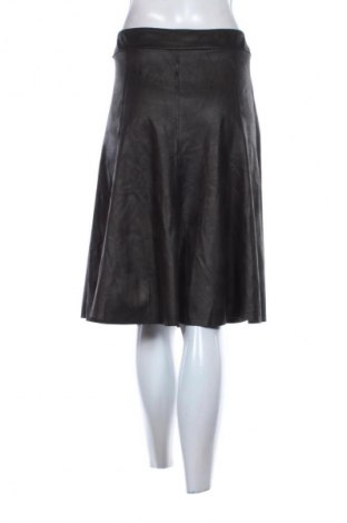 Пола DPM69, Размер M, Цвят Черен, Цена 8,18 €