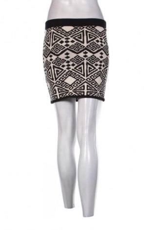 Φούστα Forever 21, Μέγεθος S, Χρώμα Πολύχρωμο, Τιμή 4,99 €