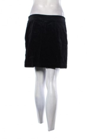 Пола Gap, Размер L, Цвят Черен, Цена 17,00 €