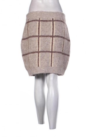 Пола Guess, Размер XL, Цвят Многоцветен, Цена 11,75 €