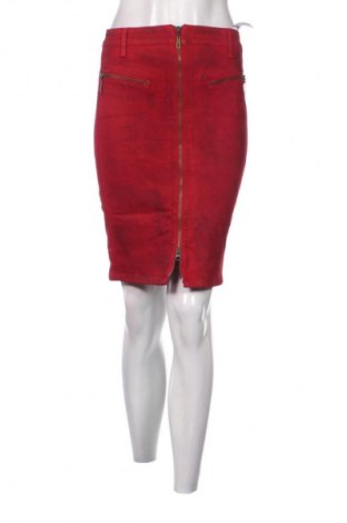 Sukně Guess, Velikost M, Barva Červená, Cena  1 105,00 Kč
