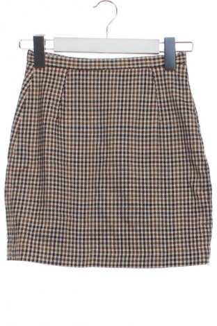 Пола H&M, Размер XXS, Цвят Многоцветен, Цена 5,62 €