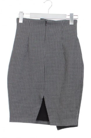 Fustă H&M, Mărime XS, Culoare Multicolor, Preț 24,99 Lei