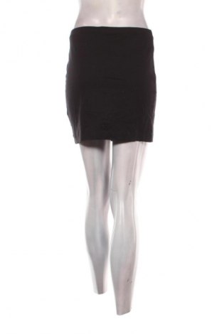 Пола H&M, Размер M, Цвят Черен, Цена 4,60 €