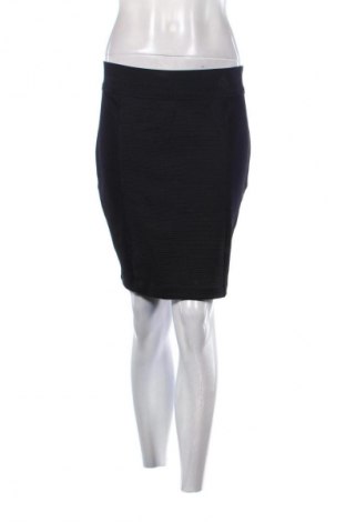 Пола H&M, Размер M, Цвят Черен, Цена 4,60 €