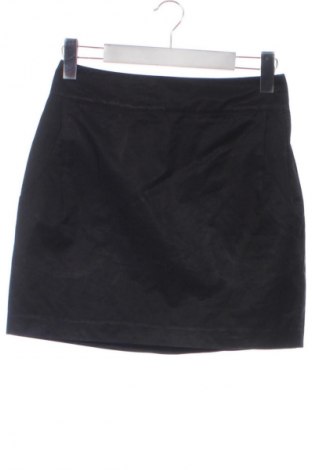 Пола H&M, Размер XS, Цвят Черен, Цена 10,00 €