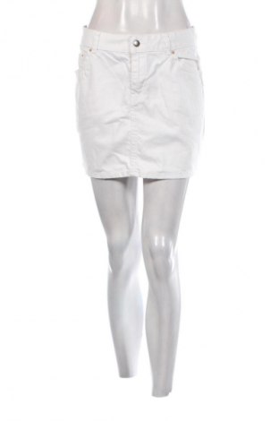 Sukně H&M, Velikost M, Barva Bílá, Cena  209,00 Kč