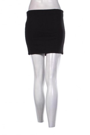 Sukně H&M Divided, Velikost M, Barva Černá, Cena  109,00 Kč