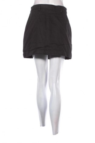 Пола H&M L.O.G.G., Размер S, Цвят Черен, Цена 4,09 €