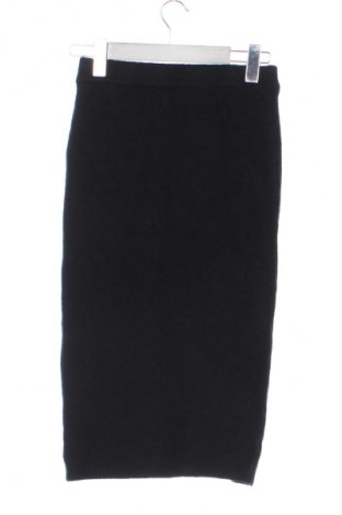 Spódnica Mohito, Rozmiar XXS, Kolor Czarny, Cena 48,23 zł