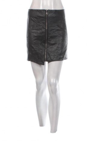 Пола NEW COLLECTION, Размер M, Цвят Черен, Цена 5,11 €