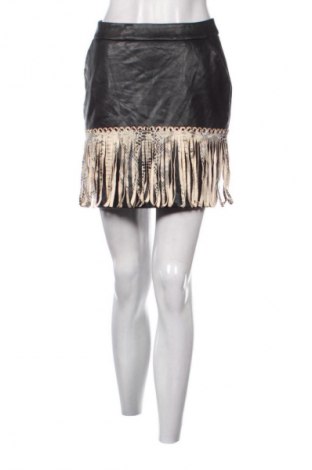 Sukně Nikkie, Velikost S, Barva Černá, Cena  839,00 Kč