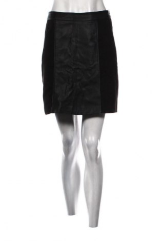 Пола Orsay, Размер S, Цвят Черен, Цена 9,78 €