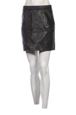 Szoknya Pescara, Méret S, Szín Fekete, Ár 2 859 Ft