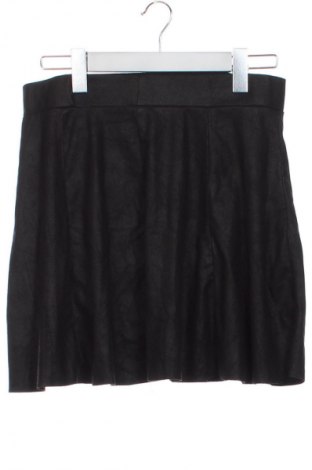 Пола Pull&Bear, Размер L, Цвят Черен, Цена 10,22 €