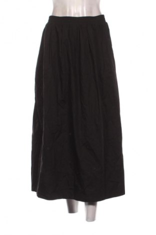 Sukně Reserved, Velikost M, Barva Černá, Cena  249,00 Kč