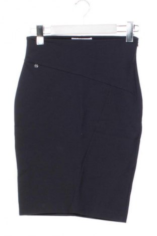 Пола Reserved, Размер XS, Цвят Син, Цена 8,00 €