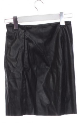 Φούστα Reserved, Μέγεθος XS, Χρώμα Μαύρο, Τιμή 10,00 €