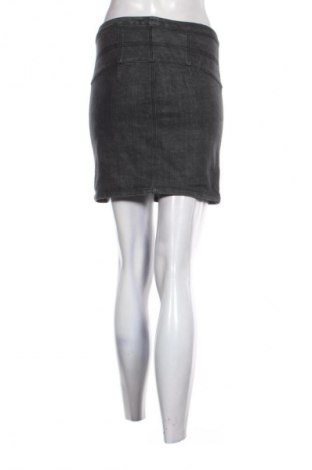 Пола Samsoe & Samsoe, Размер S, Цвят Черен, Цена 42,00 €