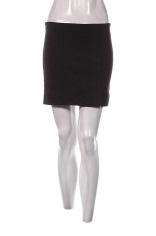 Sukňa Stradivarius, Veľkosť S, Farba Čierna, Cena  5,95 €