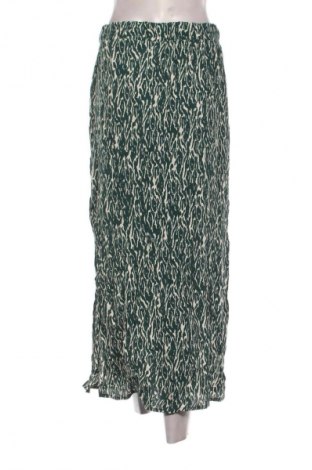 Пола Vero Moda, Размер M, Цвят Многоцветен, Цена 20,45 €