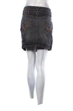 Fustă Yessica, Mărime M, Culoare Gri, Preț 20,99 Lei