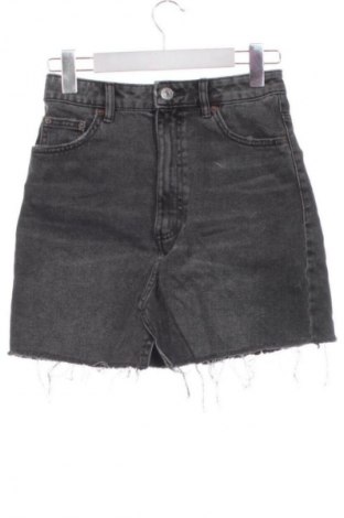 Пола Zara, Размер XS, Цвят Сив, Цена 14,00 €