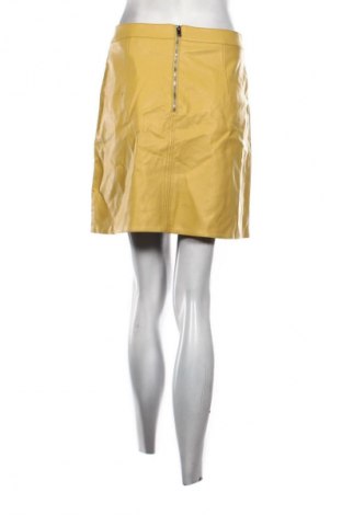 Пола Zara, Размер M, Цвят Жълт, Цена 10,16 €