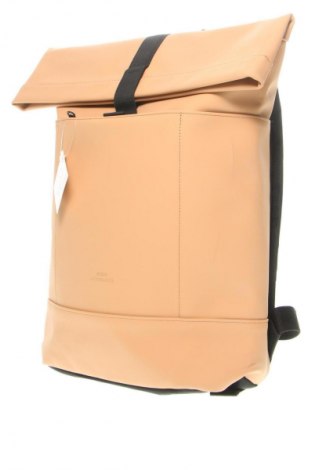 Ruksak  Ucon Acrobatics, Barva Béžová, Cena  2 129,00 Kč
