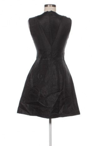 Рокля & Other Stories, Размер XS, Цвят Черен, Цена 22,49 €