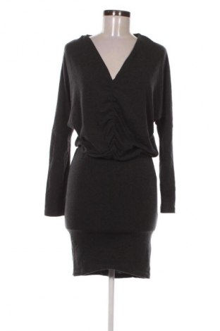 Ruha 10 Days, Méret M, Szín Szürke, Ár 17 359 Ft