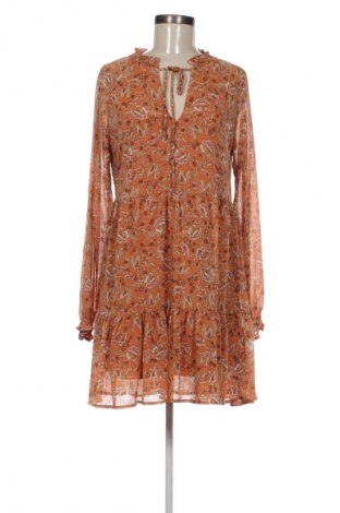 Рокля Amisu, Размер M, Цвят Многоцветен, Цена 20,45 €