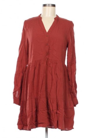 Рокля Amisu, Размер S, Цвят Червен, Цена 20,45 €