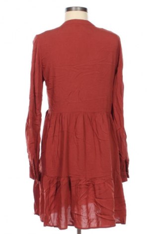 Рокля Amisu, Размер S, Цвят Червен, Цена 20,45 €