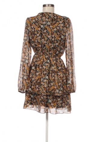 Šaty  Amisu, Veľkosť M, Farba Viacfarebná, Cena  23,95 €