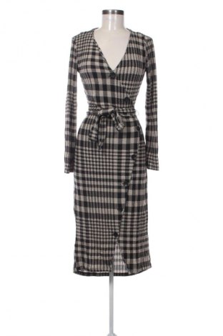 Šaty  Bershka, Velikost L, Barva Vícebarevné, Cena  992,00 Kč