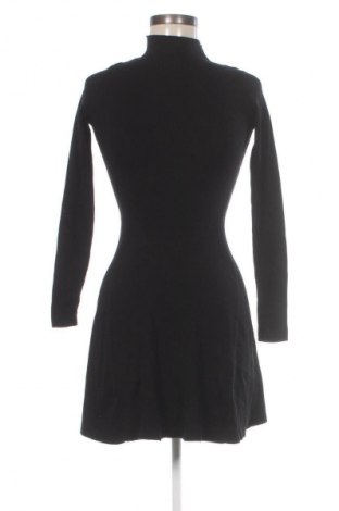 Φόρεμα Bershka, Μέγεθος XS, Χρώμα Μαύρο, Τιμή 23,99 €