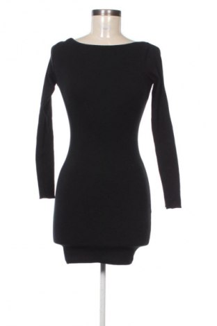 Φόρεμα Bershka, Μέγεθος XS, Χρώμα Μαύρο, Τιμή 7,99 €