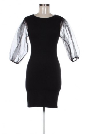 Šaty  Bershka, Velikost L, Barva Černá, Cena  567,00 Kč