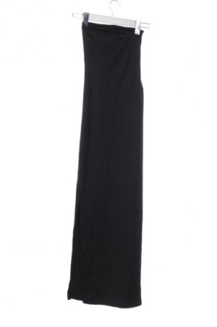 Рокля Bershka, Размер XS, Цвят Черен, Цена 11,75 €