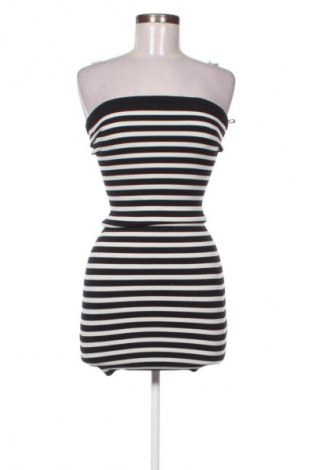 Ruha Bershka, Méret M, Szín Sokszínű, Ár 8 264 Ft