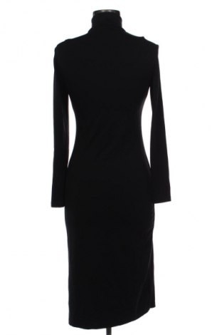 Šaty  Bershka, Velikost M, Barva Černá, Cena  567,00 Kč