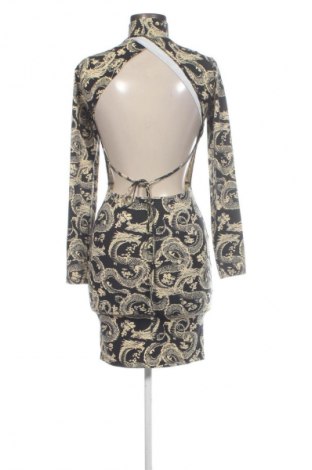 Sukienka Bershka, Rozmiar S, Kolor Kolorowy, Cena 38,99 zł